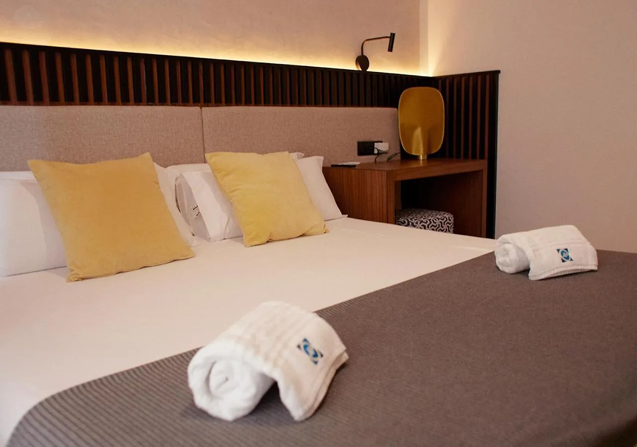 Isa Sevilla Suites ספרד