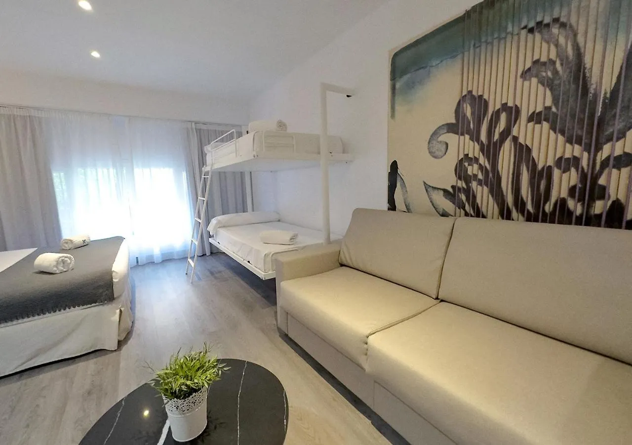 Isa Sevilla Suites 0*, Seville Spain